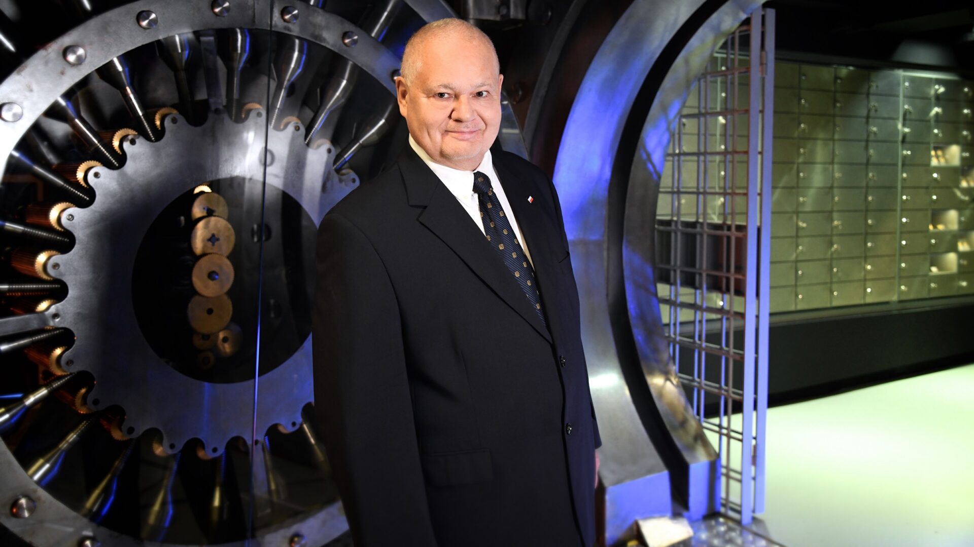 Šéf polské centrální banky Adam Glapiński uvedl, že banka již nashromáždila ve svých rezervách přes 448 tun zlata. Foto: Narodowy Bank Polski