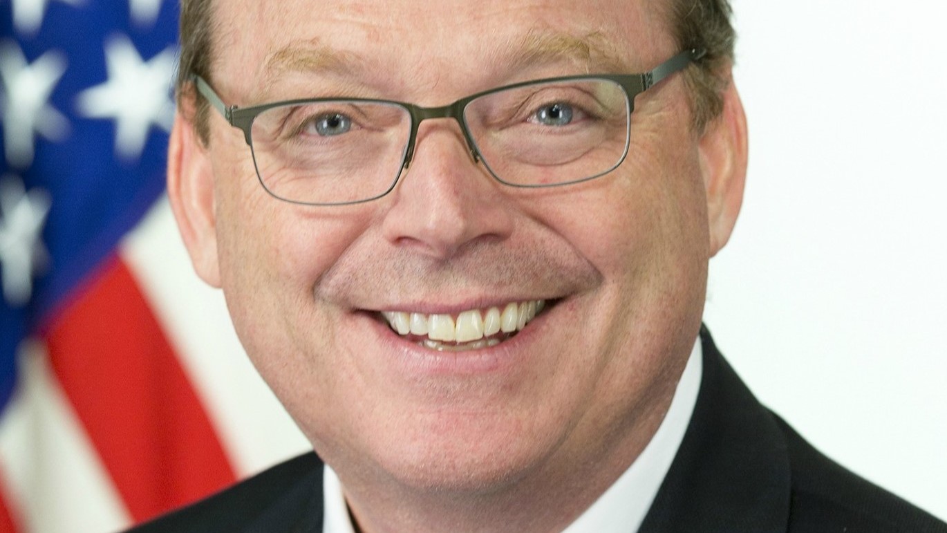 Trumpův ekonomický poradce Kevin Hassett by měl v květnu nahradit předsedu Fedu Jeromeho Powella. Ilustrační foto: Executive Office of the President of the United States - https://siepr.stanford.edu/events/speakers/kevin-hassett, Public Domain, https://commons.wikimedia.org/w/index.php?curid=69687215
