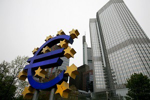 V posledních měsících se na ECB snáší hlasitá kritika ze strany německých politiků kvůli negativním důsledkům nízkých úrokových sazeb. Foto: Shutterstock