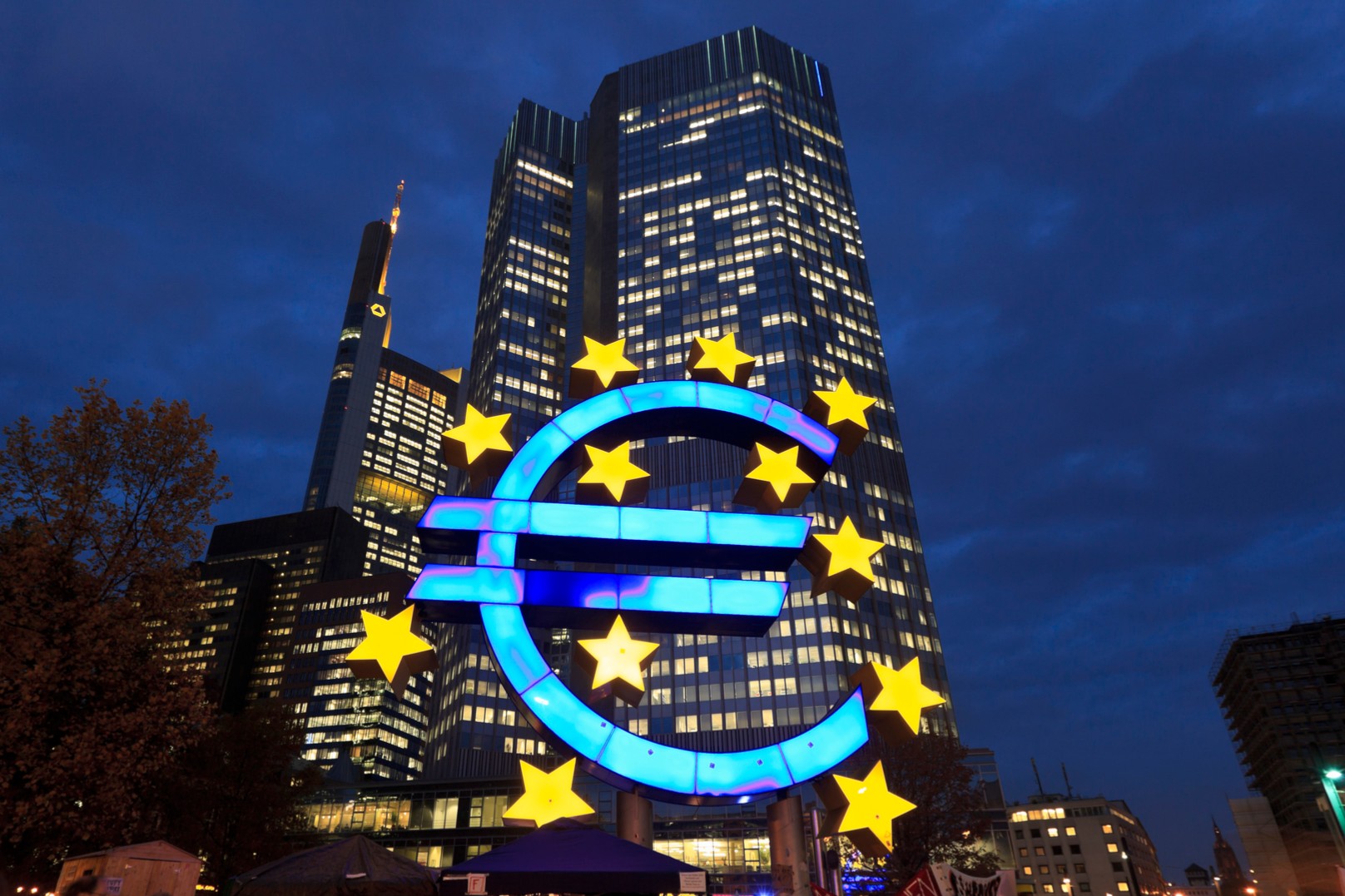 European central bank. Центральный банк ЕС. Европейский Центральный банк евро. Европейский Центральный банк во Франкфурте. Центральные банки Европы.