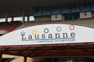 Švýcarské město Lausanne je světovou raritou – vybudovalo olympijský stadion, ale žádné olympijské hry se tam nikdy nekonaly a zřejmě ani konat nebudou. Foto: Autor