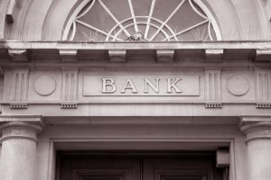 Banky potřebují vytvářet zisk pro udržení odpovídající úrovně kapitálu, a to navzdory nepříznivým vnějším okolnostem, tvrdí MMF. Ilustrační foto: Shutterstock