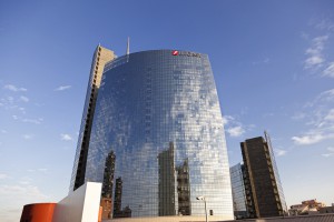 Dnes UniCredit spustí prodej nových akcií. Zisk z prodeje má pomoci zmírnit loňské ztráty banky vzniklé hlavně odpisy špatných úvěrů. Foto: iStock