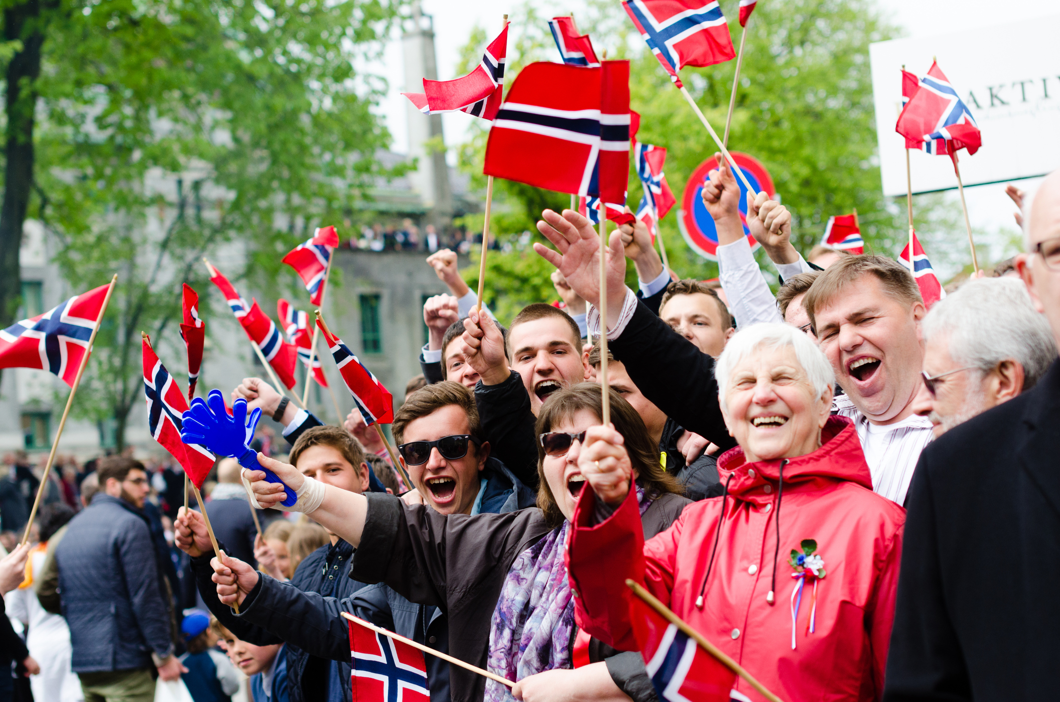Финская демократия. Норвегия люди. Население Норвегии. Народ Дании. Жители Дании это датчане.
