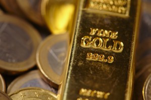 Cena zlata kvůli brexitu prudce vzrostla, překročila 1300 USD za unci. Foto: Shutterstock
