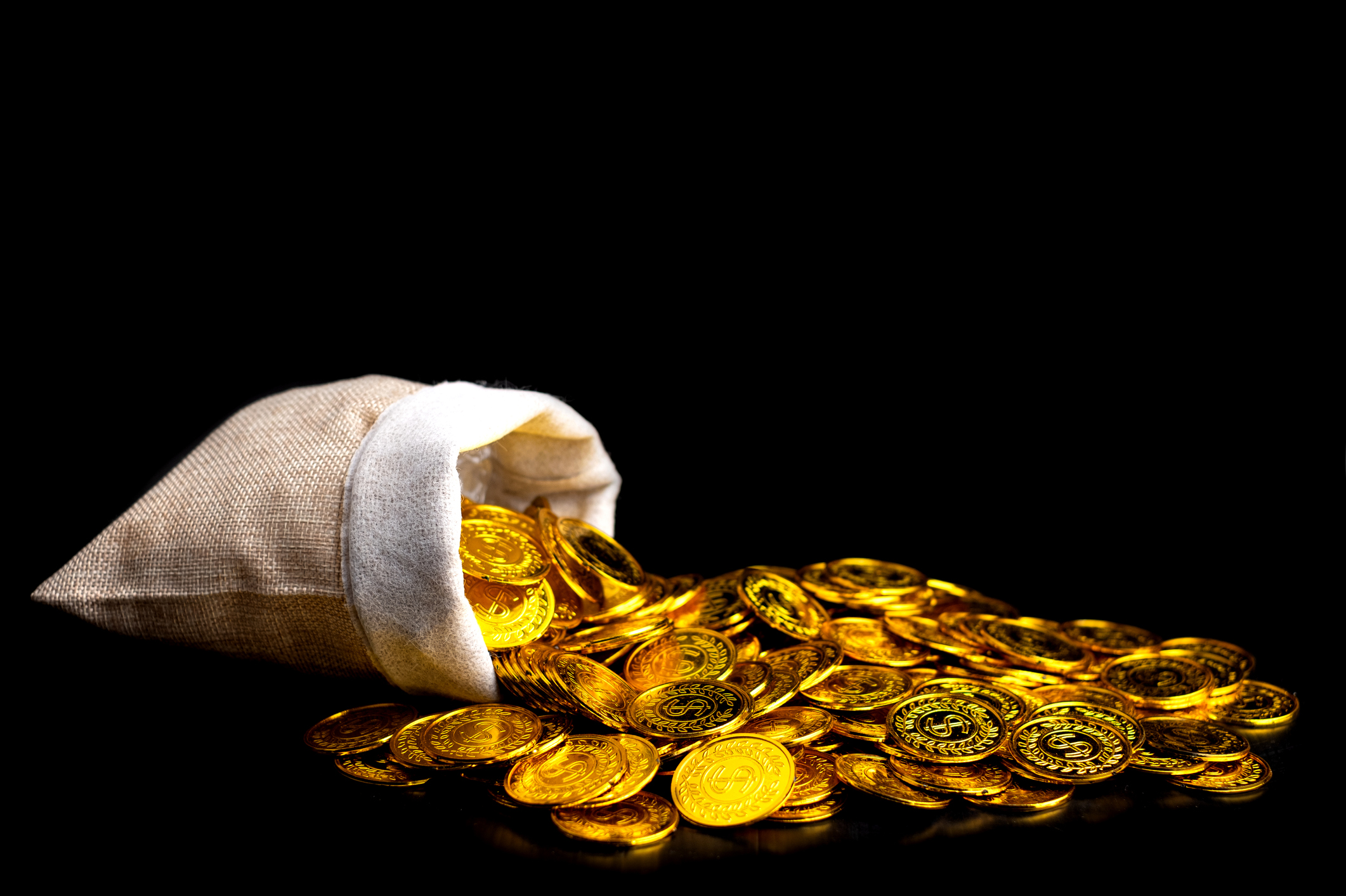 zlato-mince_iStock-1155155363.jpg
