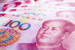 Čínská centrální banka již vynaložila ze svých rezerv stovky miliard dolarů, aby zastavila pokles čínského jüanu, za kterým stojí odliv kapitálu do zahraničí. Foto: iStock